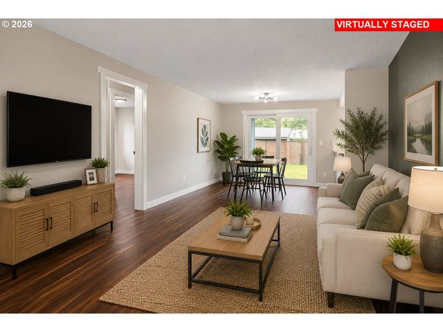 12126 Se REDWOOD Ave, Milwaukie, OR 97222