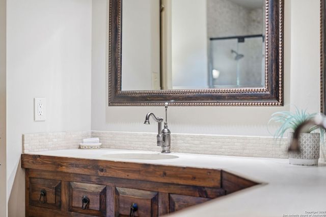 6510 Cheyenne, Bulverde, TX 78163