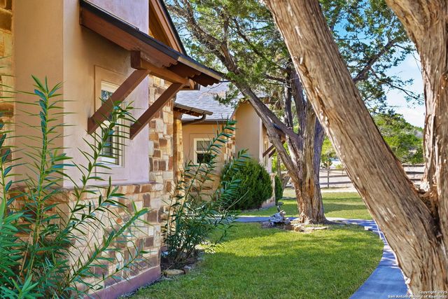 6510 Cheyenne, Bulverde, TX 78163