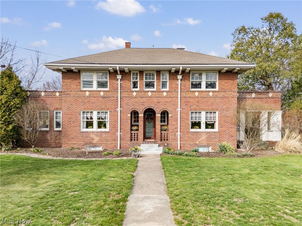 1015 Portage Street NW, North Canton, OH 44720