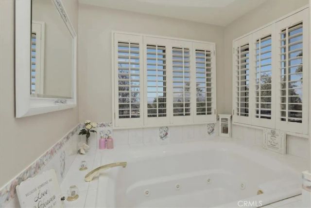 1210 Versailles, Riverside, CA 92506