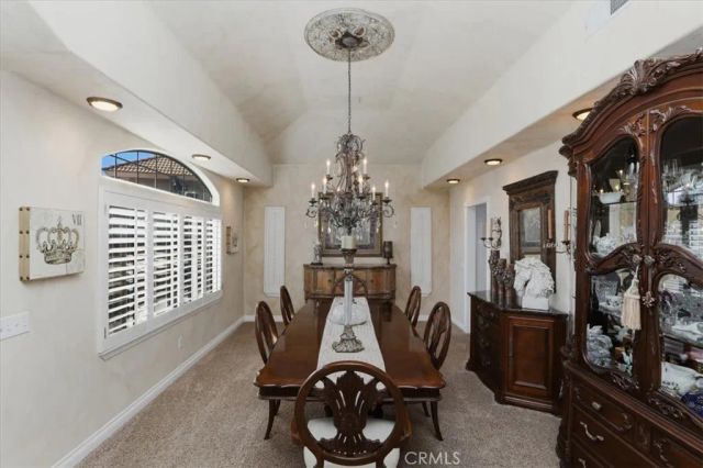 1210 Versailles, Riverside, CA 92506