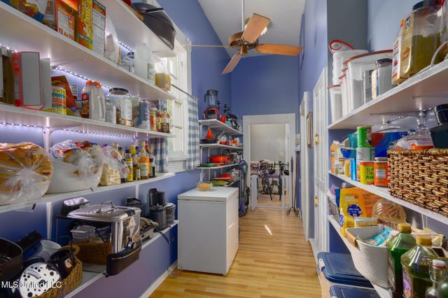 303 Walnut Street, Hattiesburg, MS 39401