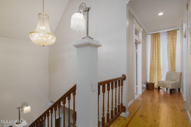 303 Walnut Street, Hattiesburg, MS 39401