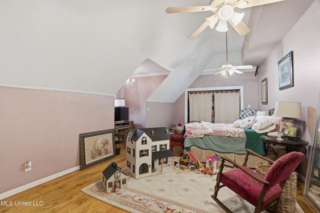 303 Walnut Street, Hattiesburg, MS 39401