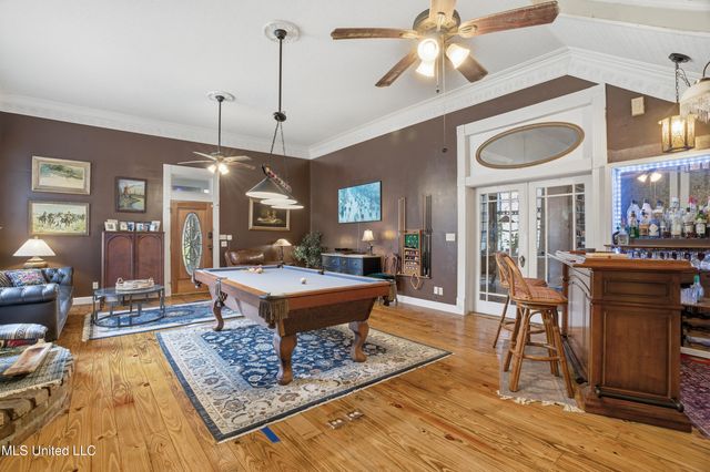 303 Walnut Street, Hattiesburg, MS 39401