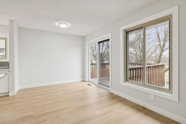 16193 Jamaica Avenue, Lakeville, MN 55044