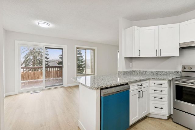 16193 Jamaica Avenue, Lakeville, MN 55044