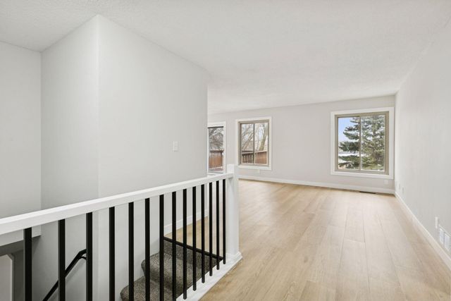 16193 Jamaica Avenue, Lakeville, MN 55044