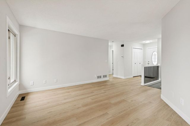 16193 Jamaica Avenue, Lakeville, MN 55044