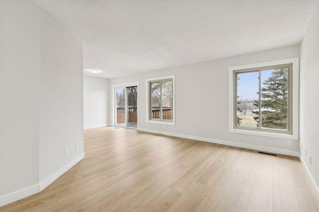 16193 Jamaica Avenue, Lakeville, MN 55044