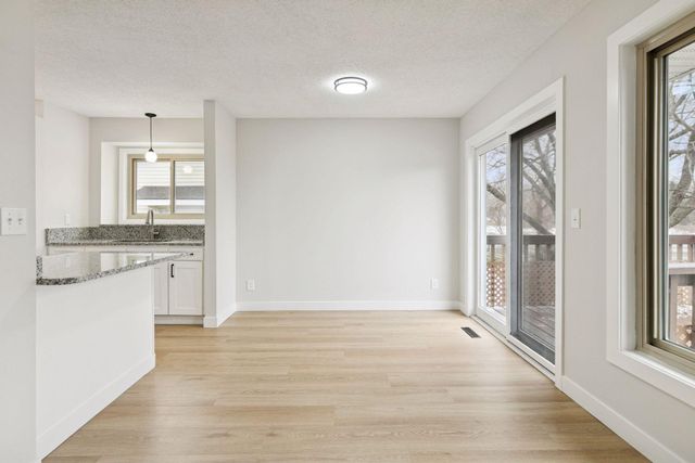 16193 Jamaica Avenue, Lakeville, MN 55044