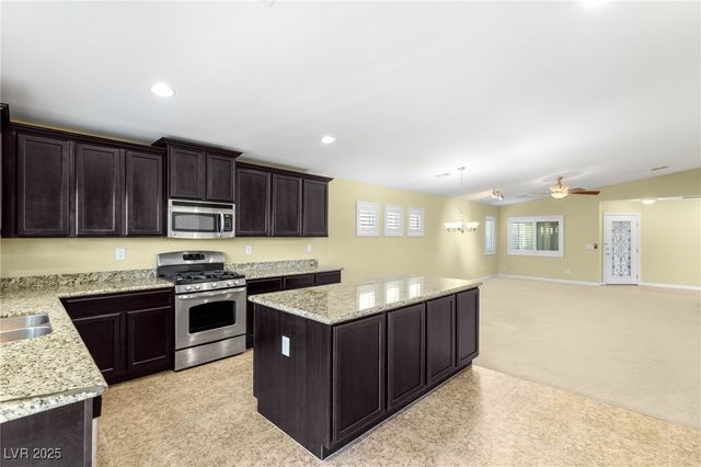 7869 Barntucket Avenue, Las Vegas, NV 89147