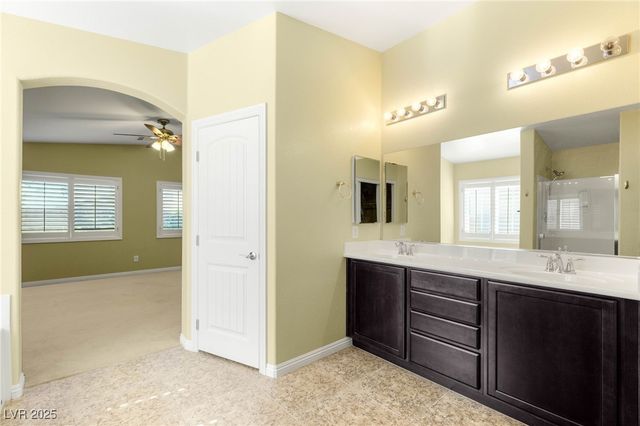 7869 Barntucket Avenue, Las Vegas, NV 89147