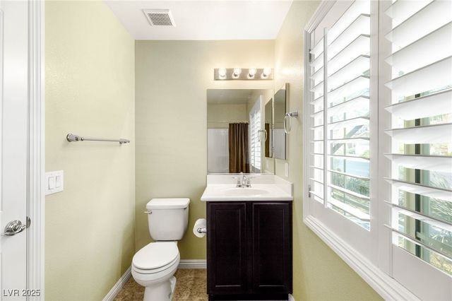 7869 Barntucket Avenue, Las Vegas, NV 89147