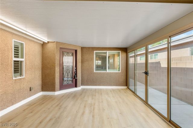 7869 Barntucket Avenue, Las Vegas, NV 89147