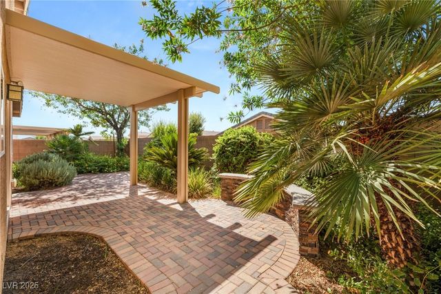 7869 Barntucket Avenue, Las Vegas, NV 89147