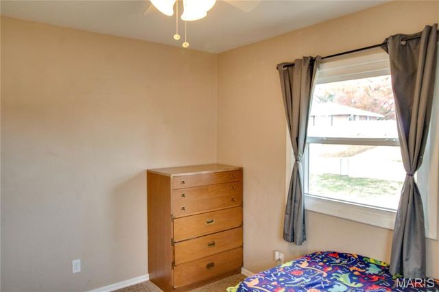 5230 Wick Way Drive, Alton, IL 62002