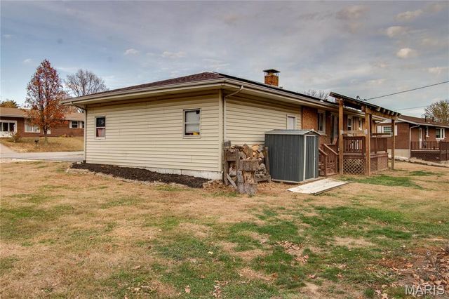 5230 Wick Way Drive, Alton, IL 62002