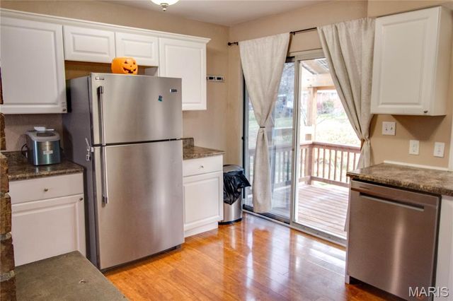 5230 Wick Way Drive, Alton, IL 62002