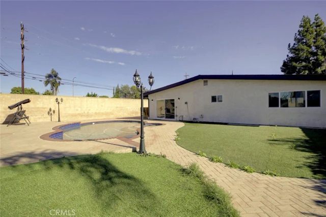 9055 Forbes Avenue, Northridge, CA 91343