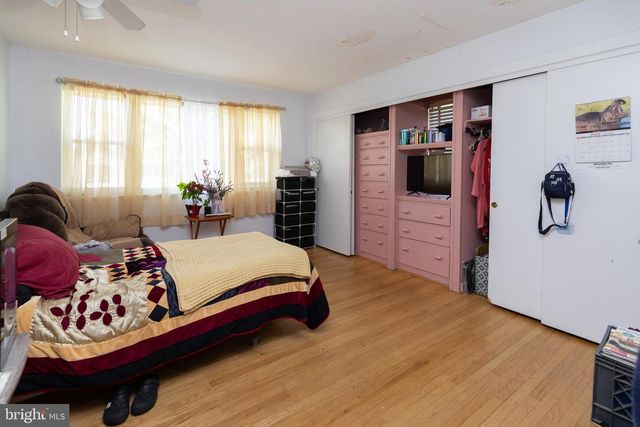 357 NASSAU AVE, Paulsboro, NJ 08066