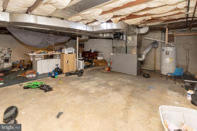 357 NASSAU AVE, Paulsboro, NJ 08066
