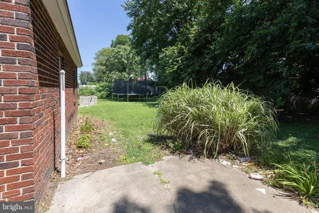 357 NASSAU AVE, Paulsboro, NJ 08066