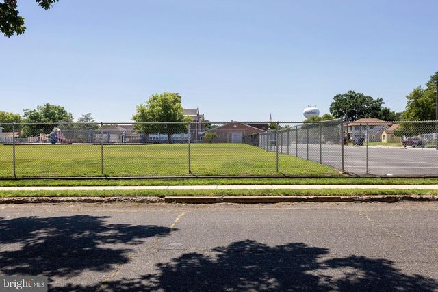 357 NASSAU AVE, Paulsboro, NJ 08066