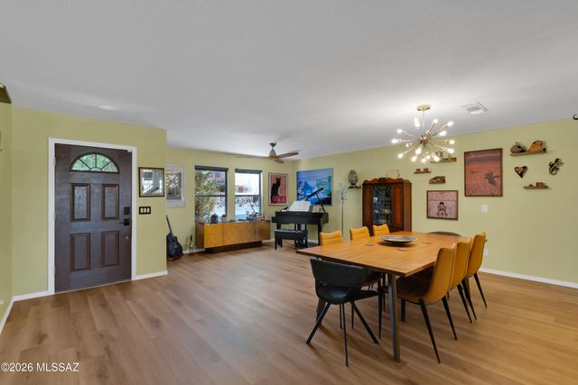 3994 W Rocky Spring Drive, Tucson, AZ 85745