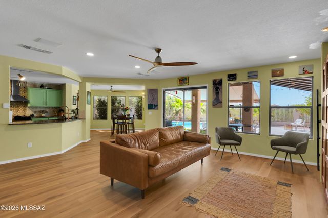 3994 W Rocky Spring Drive, Tucson, AZ 85745