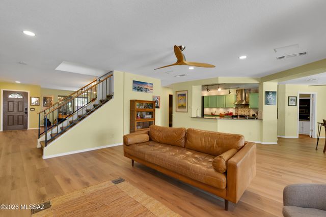 3994 W Rocky Spring Drive, Tucson, AZ 85745
