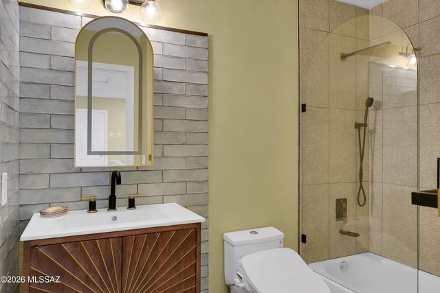 3994 W Rocky Spring Drive, Tucson, AZ 85745