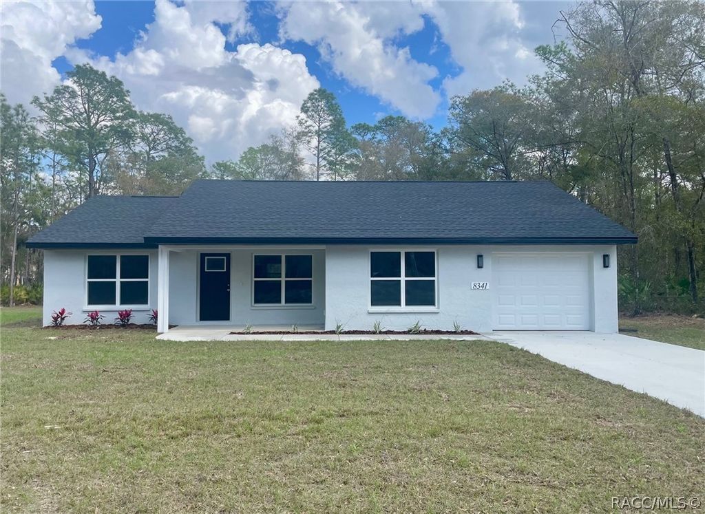 8341 N Pine Needle Terrace, Crystal River, FL 34428