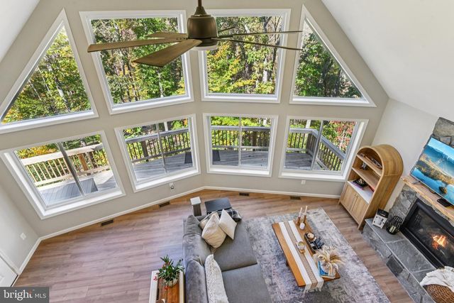 490 BLACK TWIG RD, Linden, VA 22642