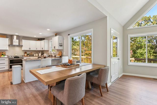 490 BLACK TWIG RD, Linden, VA 22642