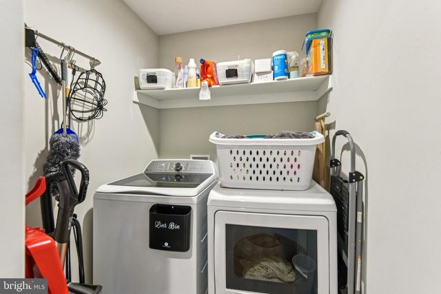 490 BLACK TWIG RD, Linden, VA 22642