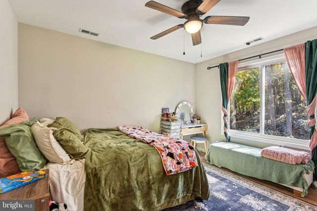 490 BLACK TWIG RD, Linden, VA 22642