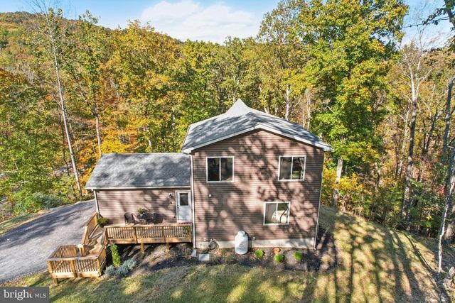 490 BLACK TWIG RD, Linden, VA 22642