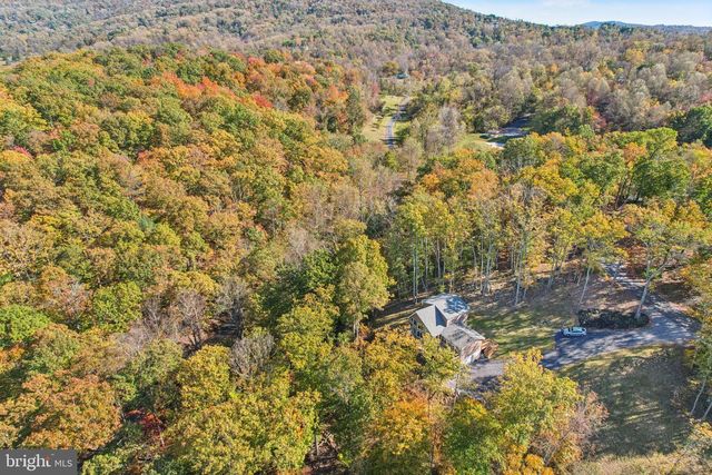 490 BLACK TWIG RD, Linden, VA 22642