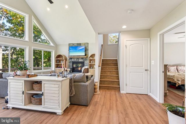 490 BLACK TWIG RD, Linden, VA 22642