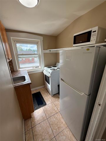 27 caldwell, Valley Stream, NY 11580