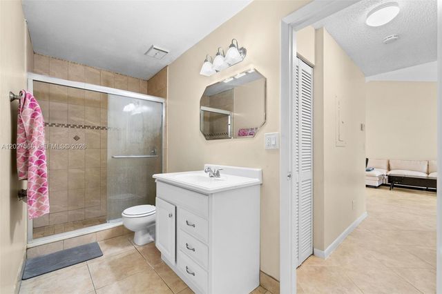 3405 NW 44th Street 205, Oakland Park, FL 33309