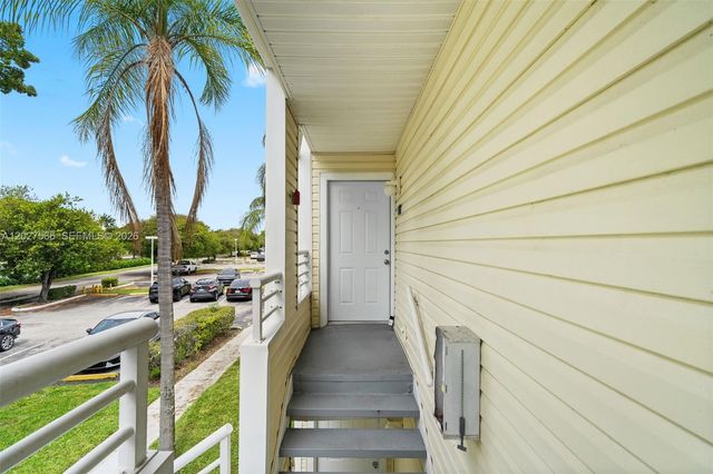 3405 NW 44th Street 205, Oakland Park, FL 33309