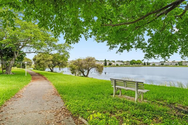3405 NW 44th Street 205, Oakland Park, FL 33309