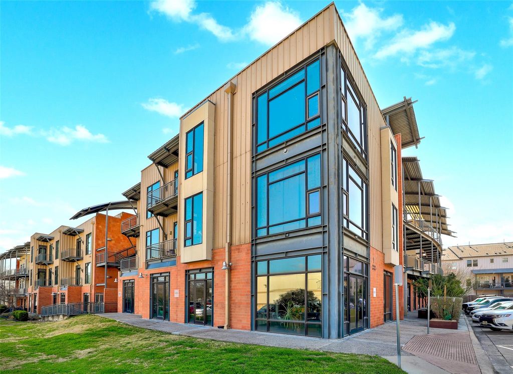 2525 S Lamar BLVD 204, Austin, TX 78704