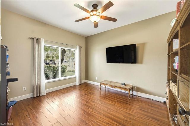 3512 SW 17th PL, Cape Coral, FL 33914