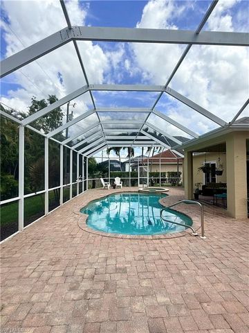 3512 SW 17th PL, Cape Coral, FL 33914