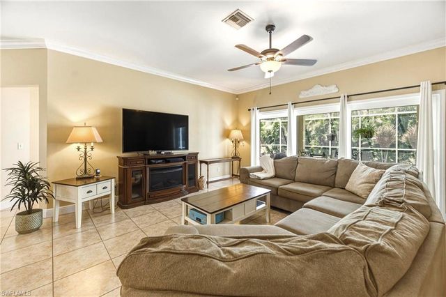 3512 SW 17th PL, Cape Coral, FL 33914