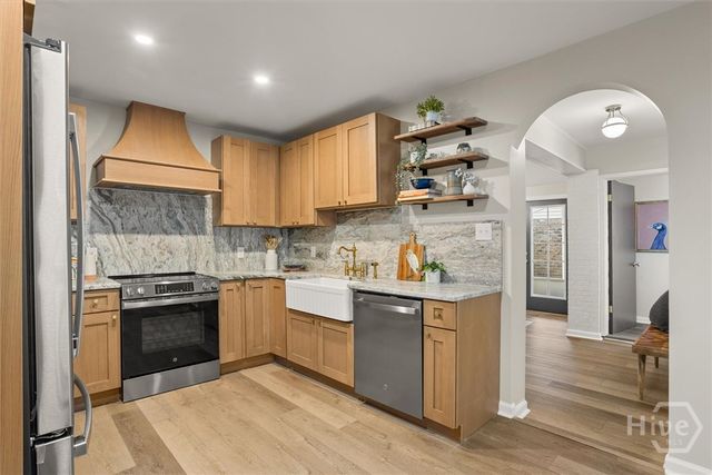 2221 Walz Drive, Savannah, GA 31404